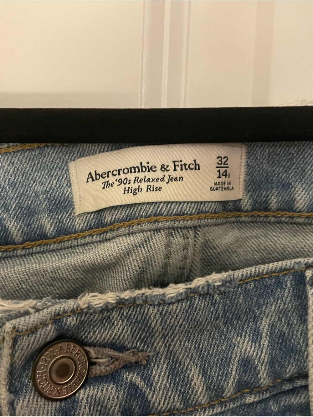 Abercrombie & Fitch Light Wash High Rise Relaxed Jeans